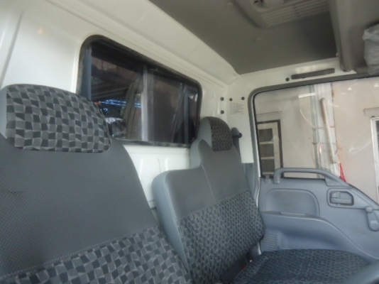 ขาย 6 ล้อ อีซูซุ NKR 130 แรงม้า ยาว 4.30 ม. ปี 2549 สภาพสวยจัดกว่า 90\% เครื่องดี พร้อมใช้ สนใจติดต่อได้ที่ 081-9972972 รหัสเครื่อง 4HG1257236 รหัสคัสซี NKR71LY52E5-7102320 ขาย 6 ล้อ อีซูซุ NKR 130 แรงม้า ยาว 4.30 ม. ปี 2549 สภาพสวยจัดกว่า 90\% เครื่องดี พร้อมใช้ สนใจติดต่อได้ที่ 081-9972972 รหัสเครื่อง 4HG1257236 รหัสคัสซี NKR71LY52E5-7102320