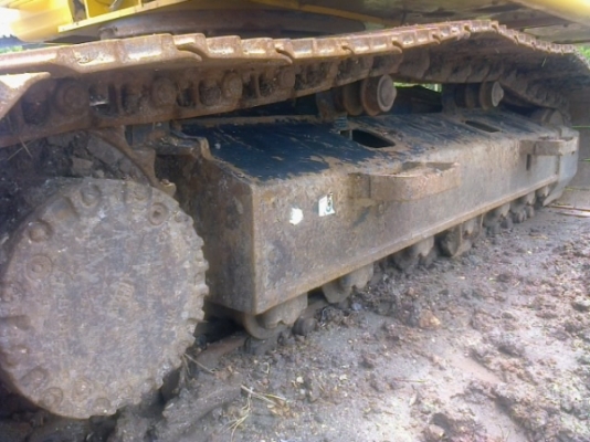 ขายดาวน์รถแบคโฮ KOMATSU pc200-8รถทำงานน้อยเหมือนรถใหม่ 2,xxxชม