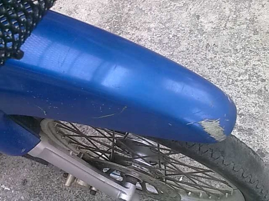 WAVE Zไม่มีครัช ปี 47 พรบ ภาษีถึง 17 ก.ย.2556อีกยาว เครื่องดี 10500บาท