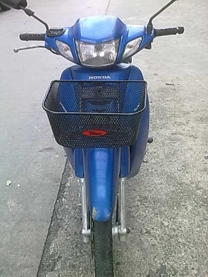 WAVE Zไม่มีครัช ปี 47 พรบ ภาษีถึง 17 ก.ย.2556อีกยาว เครื่องดี 10500บาท