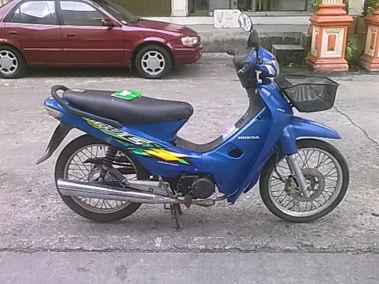 WAVE Zไม่มีครัช ปี 47 พรบ ภาษีถึง 17 ก.ย.2556อีกยาว เครื่องดี 10500บาท