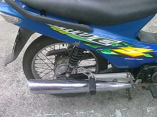 WAVE Zไม่มีครัช ปี 47 พรบ ภาษีถึง 17 ก.ย.2556อีกยาว เครื่องดี 10500บาท