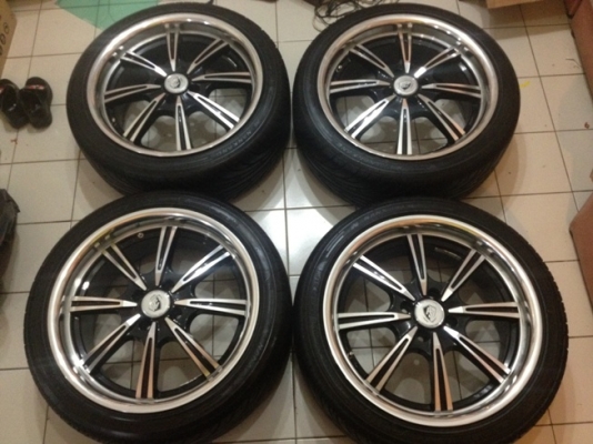 ขายแม็กซ์มือ2 แนว VIP ขอบ 17 4รู100 +ยางปี10 ราคา 10900 บาท