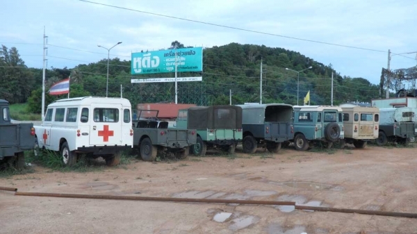 ขายรถแลนด์โรเวอร์เหลือ 4 คันเท่านั้น ทะเบียนทุกคัน ราคาคุยได้ครับ