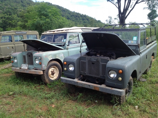 ขายรถแลนด์โรเวอร์เหลือ 4 คันเท่านั้น ทะเบียนทุกคัน ราคาคุยได้ครับ
