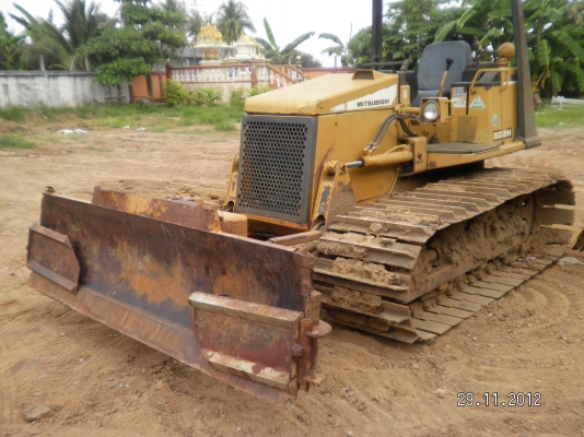 ขายมิตซูbd2hแทรคเตอร์รถนอกเอกสารอินวอยช์