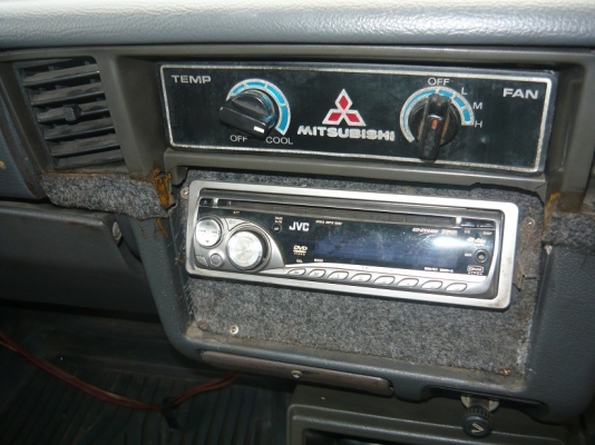 ขายรถที่บ้าน ราคา ขำๆเครื่องแน่นๆ ช่วงล่างดีคัทซีสวย 75000 ขาดตัว ขายรถที่บ้าน ราคา ขำๆเครื่องแน่นๆ ช่วงล่างดีคัทซีสวย 75000 ขาดตัว