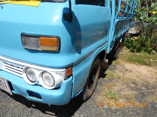 ขาย 4 ล้อ เครื่องแน่น แซสซีสวย สีสวยบางๆ