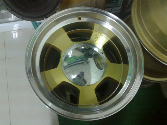 ล้อแม็กเรโท