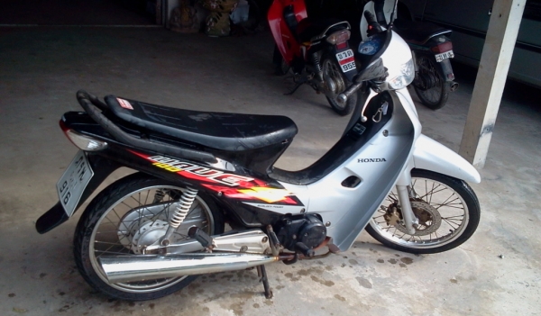 ขาย เวฟ 100 ปี48 เครื่องเดิมดี รถเดิม ทะเบียนโอน 15900
