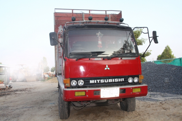 ขายรถบรรทุกสิบล้อมือสอง