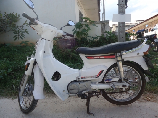 ดรีม ครุสภา เครื่องดี ทะเบียนพร้อมโอน รถเจ้าเดียวตั้งแต่ออกห้าง