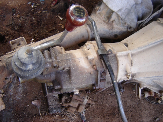 เครื่องยนต์ NISSAN LD20 พร้อมเกียร์สภาพสวย