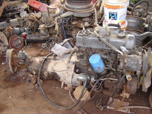 เครื่องยนต์ NISSAN LD20 พร้อมเกียร์สภาพสวย