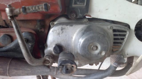 C700 สีน้ำตาล สภาพพร้อมประกวด มีเล่ม ราคากันเอง