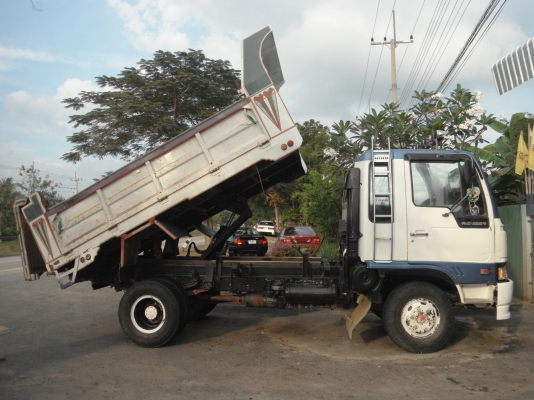ขายรถ 6 ล้อ ดัมพ์ดิน HINO สมอร์ทอง เครื่อง 195 แรง กระบะเหล็ก คัชซีสวย ขับดี