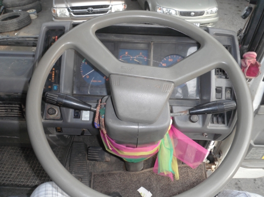 ขายรถ 6 ล้อ ดัมพ์ดิน HINO สมอร์ทอง เครื่อง 195 แรง กระบะเหล็ก คัชซีสวย ขับดี