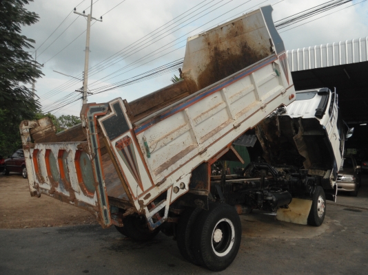 ขายรถ 6 ล้อ ดัมพ์ดิน HINO สมอร์ทอง เครื่อง 195 แรง กระบะเหล็ก คัชซีสวย ขับดี