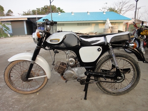 ขายรถมอเตอร์ไซค์โบราณ YAMAHA YG1