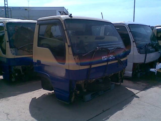 ขาย 6 ล้อ เครื่องยนต์ NGV100\%รถมือสองสภาพดีจากญี่ปุ่น เอกสารอินวอยส์