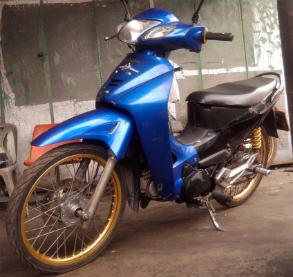 ขออนุญาติขาย HONDA WAVE 125R U-Box สีน้ำเงินดำ ดิสหน้า-หลัง