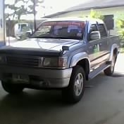 TOYOTA HILUX TIGER SPORT CRUISER 3.0 EFi MT 4WD ปี 2001 รถบ้านสภาพดีพร้อมใช้งาน เครื่องดี ภายในสวยครบ CD MP3 พวงมาลัยเพาเวอร์ คานหน้าเดิมๆ ช่วงล่างแน่นดี ยางสภาพดี 70\% ทะเบียนภาษีครบไม่ขาดพร้อมโอนครับ