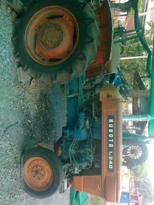 ขายรถไถคูโบต้า 240 (24แรง) สภาพพร้อมใช้งาน รถแห้งเก่าเก็บครับ