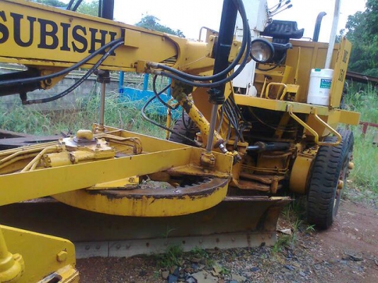 รถเกรดมิซซูบิชิ MG 150เอวอ่อน รถพร้อมใช้งาน เอกสารอินวอยซ์