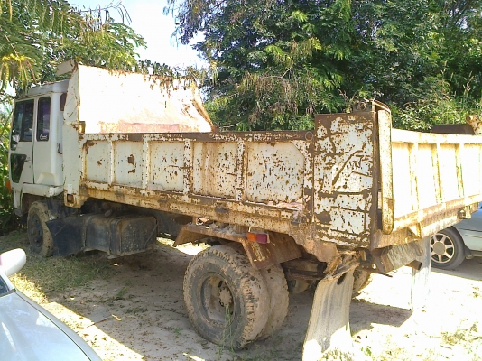 MITSUBISHI FUSO 165 HP 6D14 หกล้อดั๊มพ์ หัวบางเดิมภายในครบ พวงมาลัยเพาเวอร์ เครื่องแรงดีฟิตใหม่เอี่ยม กระบะดั๊มพ์เหล็ก 6 ตันยาว 3.80 เมตร ช่วงล่างคัชซีไม่มีผุ ยาง 8.25 ขอบ 16" สภาพดี 60\% เอกสารเล่มทะเบียนครบพร้อมโอนครับ