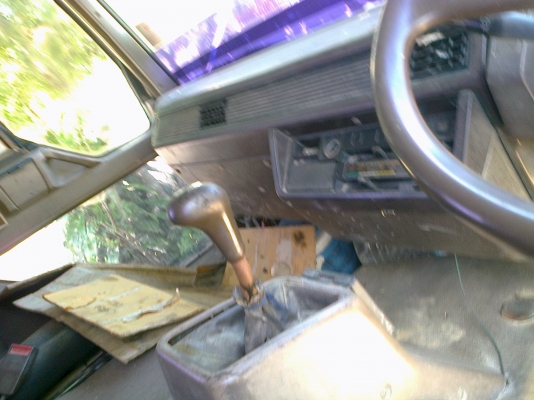 MITSUBISHI FUSO 165 HP 6D14 หกล้อดั๊มพ์ หัวบางเดิมภายในครบ พวงมาลัยเพาเวอร์ เครื่องแรงดีฟิตใหม่เอี่ยม กระบะดั๊มพ์เหล็ก 6 ตันยาว 3.80 เมตร ช่วงล่างคัชซีไม่มีผุ ยาง 8.25 ขอบ 16" สภาพดี 60\% เอกสารเล่มทะเบียนครบพร้อมโอนครับ