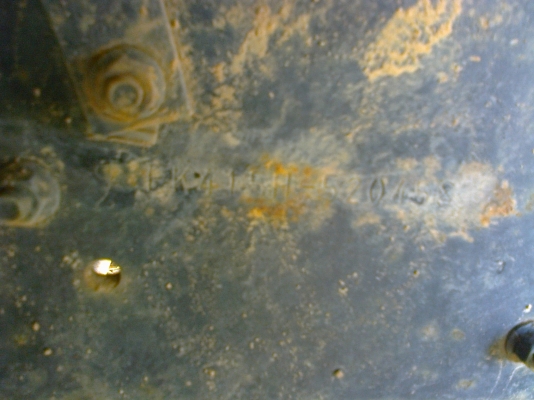 MITSUBISHI FUSO 165 HP 6D14 หกล้อดั๊มพ์ หัวบางเดิมภายในครบ พวงมาลัยเพาเวอร์ เครื่องแรงดีฟิตใหม่เอี่ยม กระบะดั๊มพ์เหล็ก 6 ตันยาว 3.80 เมตร ช่วงล่างคัชซีไม่มีผุ ยาง 8.25 ขอบ 16" สภาพดี 60\% เอกสารเล่มทะเบียนครบพร้อมโอนครับ