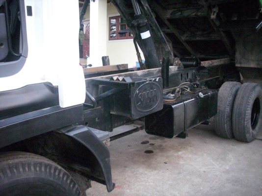 ขายหกล้อดั้ม ISUZU  FRR 210  แรง ปี 52