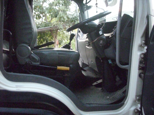 ขายหกล้อดั้ม ISUZU  FRR 210  แรง ปี 52