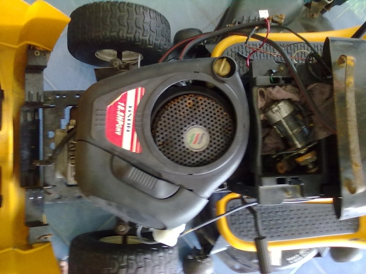 รถตัดหญ้า UNIVERSAL รถตัดหญ้า UNIVERSAL