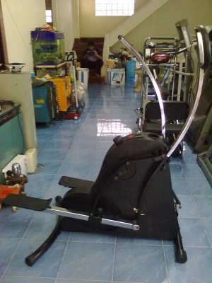 เครื่องออกกำลังกาย วิ่งบนอากาศ