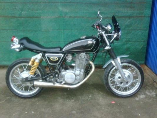 ขายSR400อินวอยแต่งคัสตอมล้อผ่าสวยๆครับ65000ต่อรองได้ครับผม