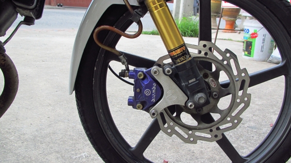 ขาย sonic 125 ตัวใหม่ 2004 สตาร์ทเท้า