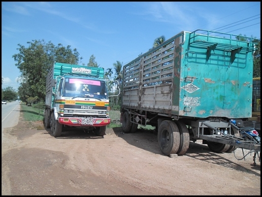 สิบล้อ JCM  2คานหน้า วางเครื่อง 320 สวยๆ