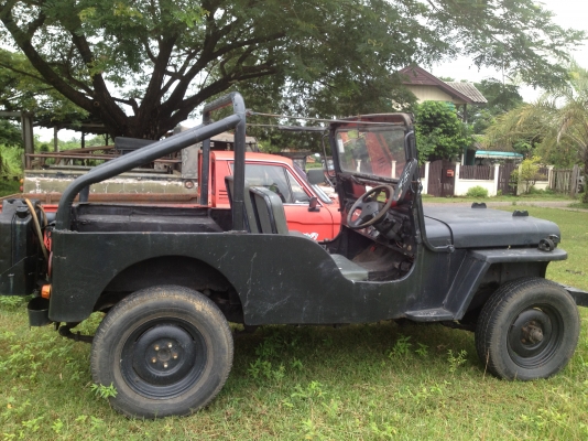 รถยนต์จี้ปวิลลี่ เครื่องISUZU 190 ขับเคลื่อน4ล้อ ทะเบียนเต็ม