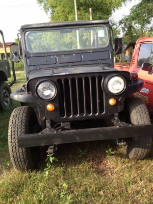 รถยนต์จี้ปวิลลี่ เครื่องISUZU 190 ขับเคลื่อน4ล้อ ทะเบียนเต็ม