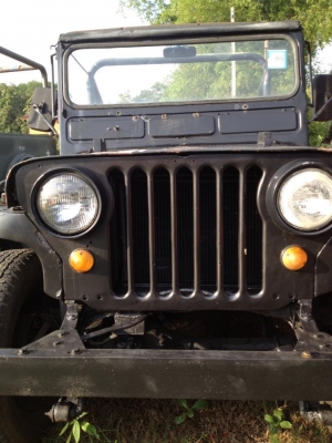 รถยนต์จี้ปวิลลี่ เครื่องISUZU 190 ขับเคลื่อน4ล้อ ทะเบียนเต็ม