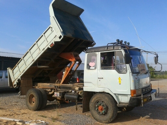 ขาย6ล้อดั้ม MITSUBISHI สภาพพร้อมใช้งาน เครื่องHO6C พ่วงมาลัยเพาเวอร์ เบรคทริฟฟี่ คัชชีสวย ทะเบียนไม่ขาดเอกสารพร้อมโอน