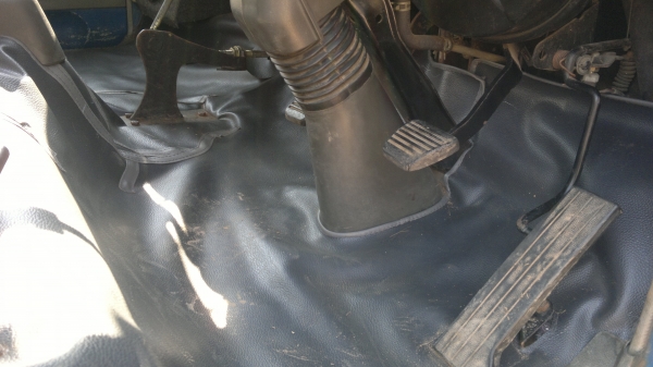 ขายรถน้ำ6 ล้อ 6000 ลิตร MITSUBISHI 115 แรง ปี38 เกียร์สั้น ใช้ปั้มปั่นสเปร์ดูด-ฉีดในตัว