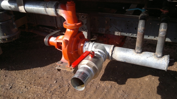 ขายรถน้ำ6 ล้อ 6000 ลิตร MITSUBISHI 115 แรง ปี38 เกียร์สั้น ใช้ปั้มปั่นสเปร์ดูด-ฉีดในตัว