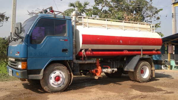 ขายรถน้ำ6 ล้อ 6000 ลิตร MITSUBISHI 115 แรง ปี38 เกียร์สั้น ใช้ปั้มปั่นสเปร์ดูด-ฉีดในตัว