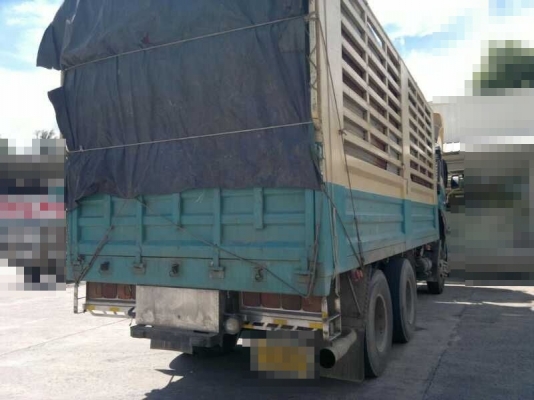 รถฮีโน่ 10 ล้อ รั่ว 380 แรงม้า สนใจติดต่อ 081-6079515 รถฮีโน่ 10 ล้อ รั่ว 380 แรงม้า สนใจติดต่อ 081-6079515