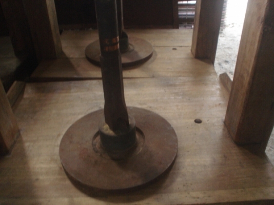 โต๊ะทำเพชร ทำพลอย ทำทอง ขายถูกๆๆๆ 1,200บาท หลินรัชดา081-585-6957