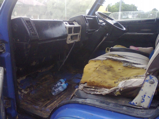 ของถูกมาแล้ว มิตซู CANTER แรงวางหัว NKR เครื่องดี แชชซีสวย เอกสารลงเล่มหมดแล้วครับ