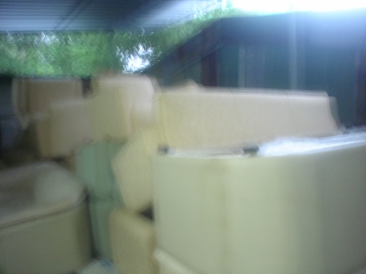 โซฟาคอนโดญี่ปุ่นใหม่มากมีจำนวนจำกัดขายถูกเดี่ยว700บาทยาว1800บาท