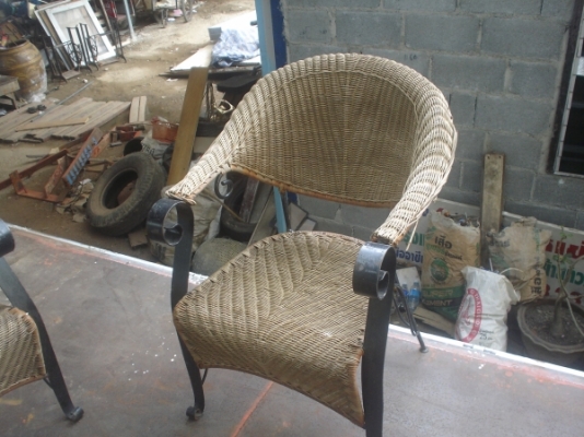 เก้าอี้เหล็กสวยมาก หวายถักขายถูก 4 ตัว 3,500บาทจัดส่งทั่วไทย